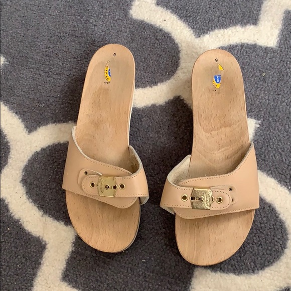 gold clog sandals